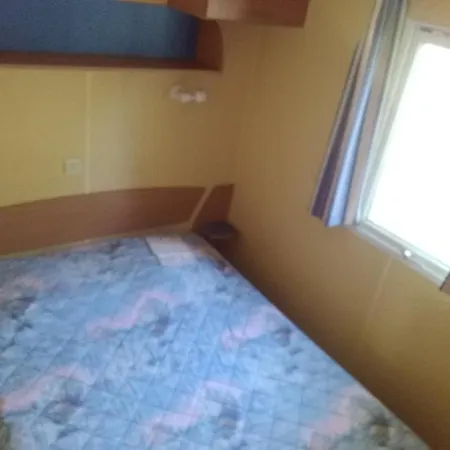 Camping La Vie مكان تخييم 3*