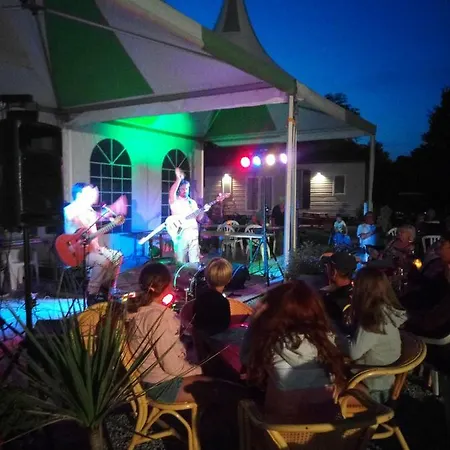 Camping La Vie 3*