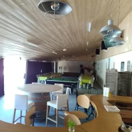 مكان تخييم Camping La Vie